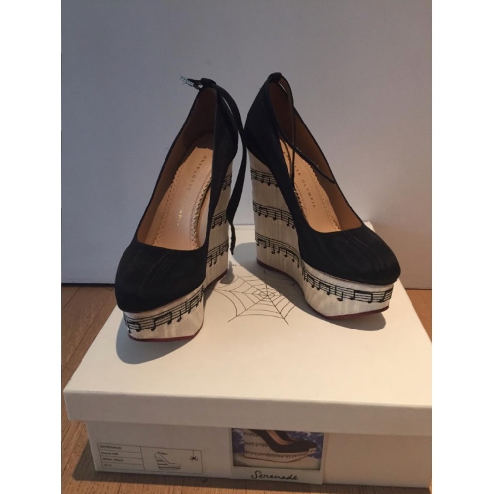 BNWB Charlotte Olympia wedge - Picture 2 of 3